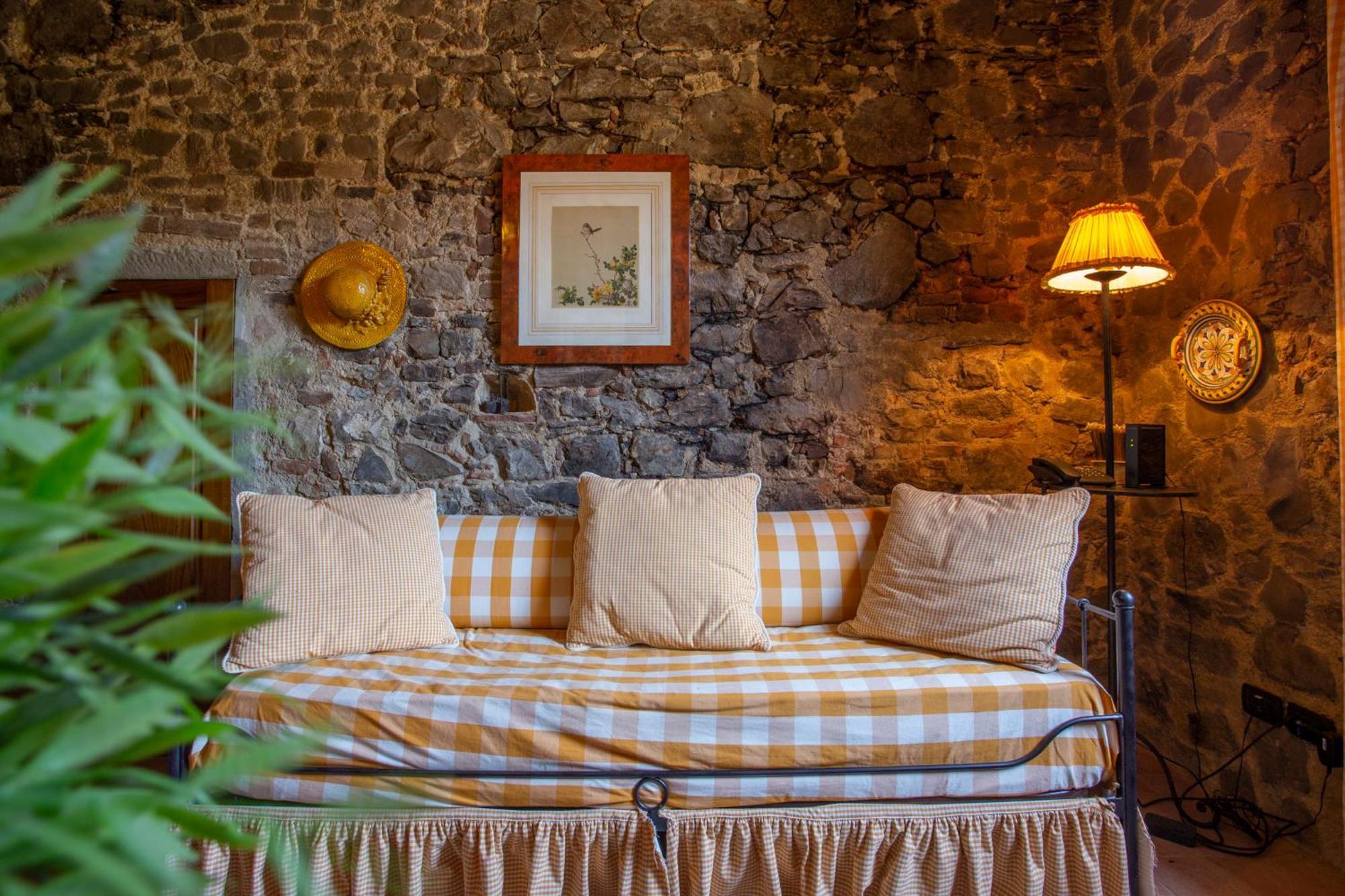 Отель Relais Colline San Biagio Bacchereto Экстерьер фото